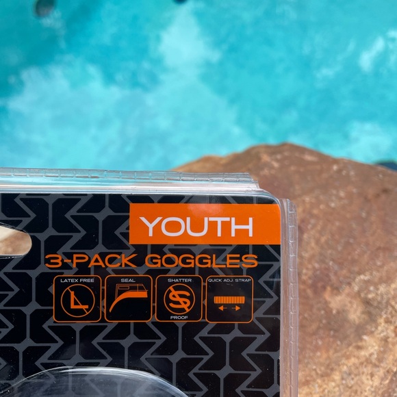 NEW IN PACKAGE! RBX 3-Pack Yourh Swim Goggles - Picture 2 of 3